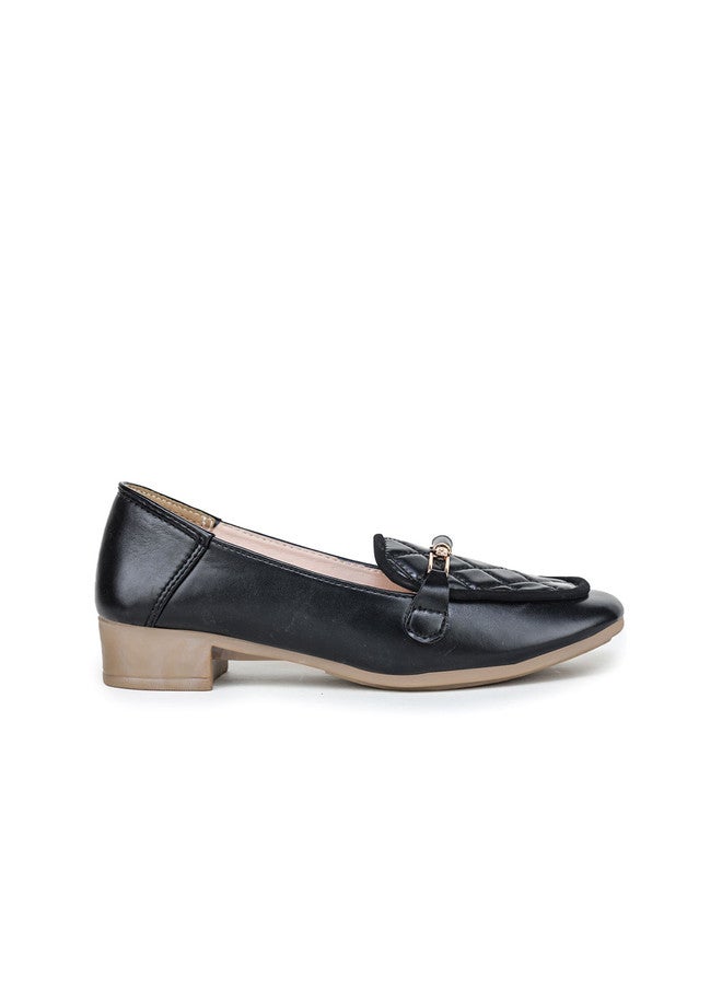 She Zone Black Lightweight Loafers for Women - Image 4
