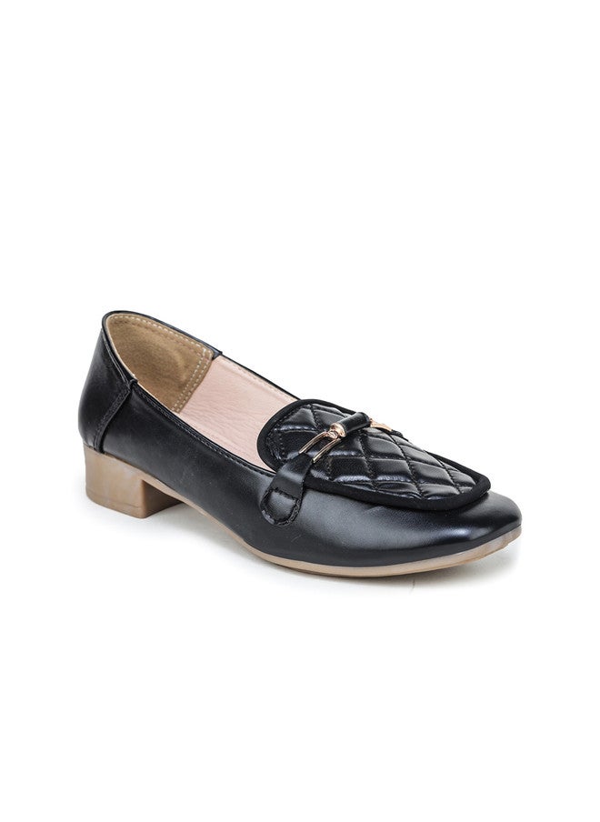 She Zone Black Lightweight Loafers for Women - Image 2