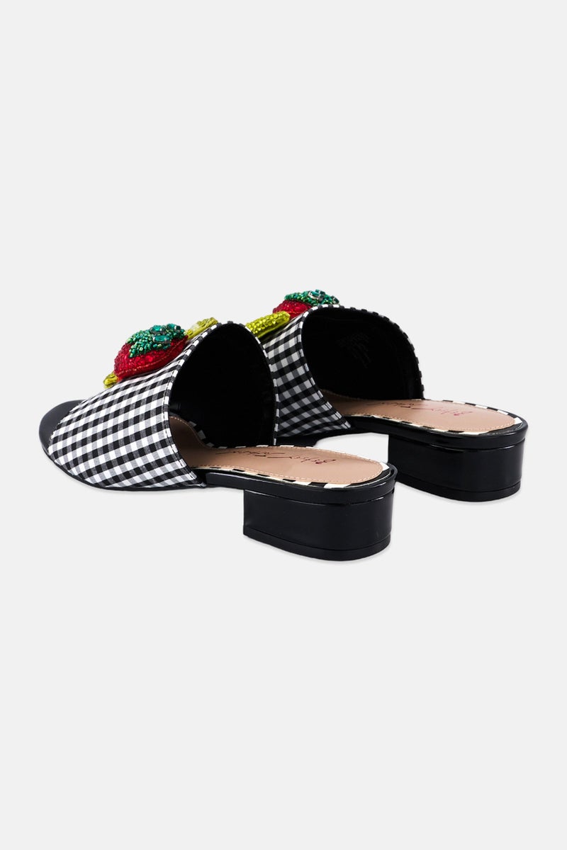 Betsey Johnson Women Medium Lindyy Slip On Sandals, Black - Image 2