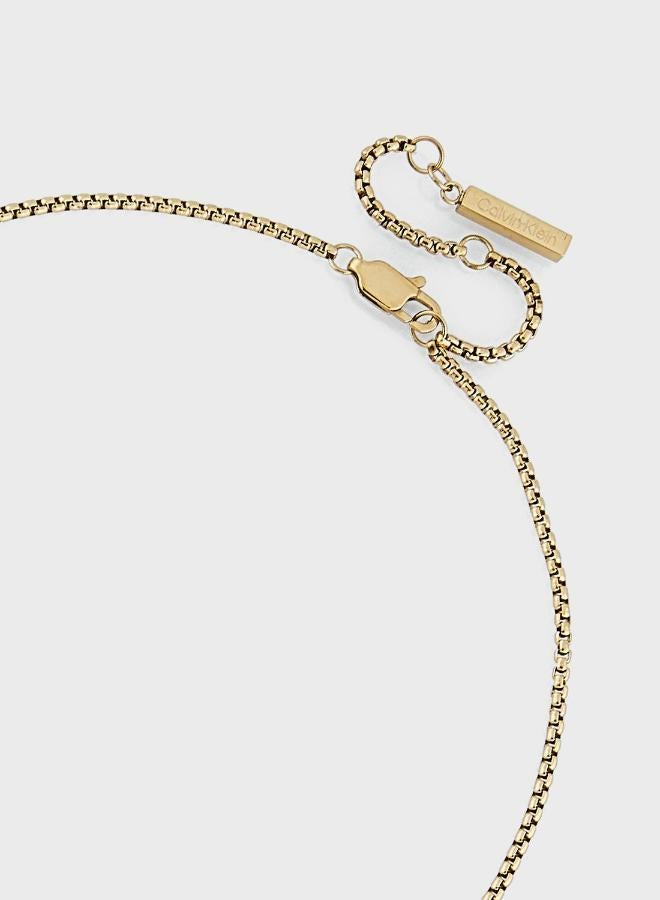 كالفن كلاين قلادة طويلة بحجر سوليتير وإطار ملتوي - Image 3