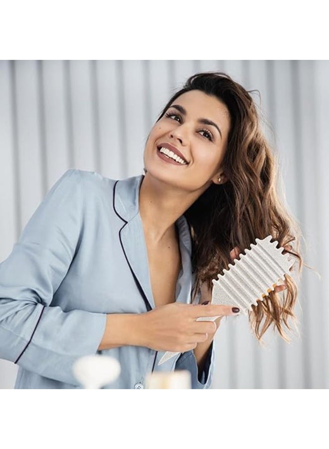 KIKI Brush, Curly Hair Brush Styling, Wet & Dry Detangler Hair Brush, The Essential Tool For Shaping & Styling Your Curls - Image 4