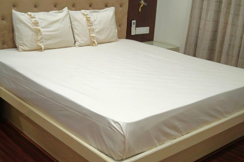 Vissage Natural Greige Color King Bedsheet with 2 Stylish Pillow Covers - 100% Cotton, Ecofriendly - Image 1