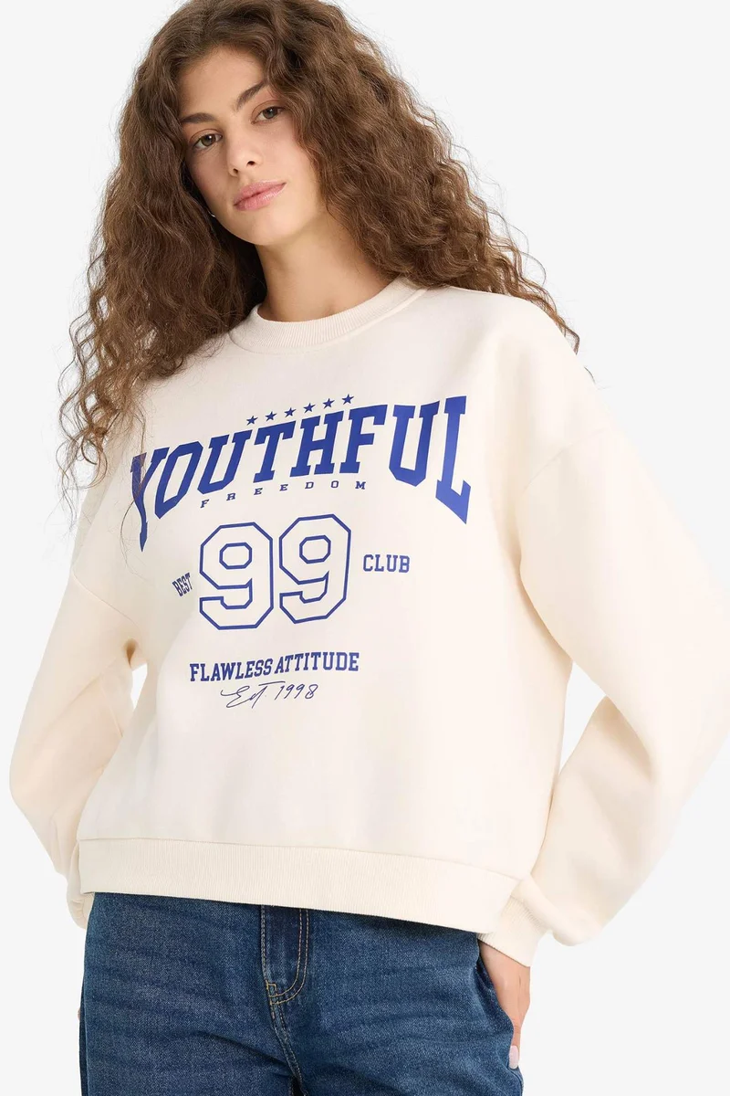 ديفاكتو Regular Fit Crew Neck Printed Sweatshirt