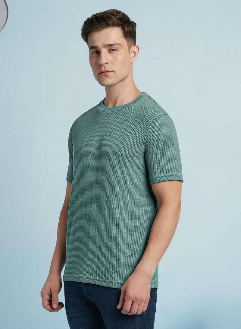 Dennis Lingo Men's Basil Cotton Blend Solid Regular Fit T-Shirt  - Image 2