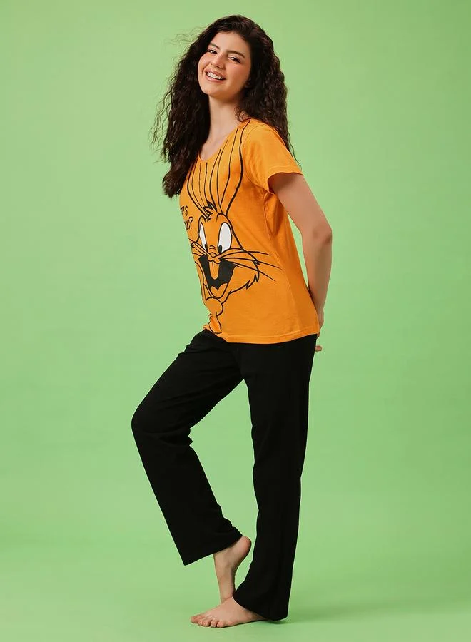 Clovia Bugs Bunny Print T-Shirt and Pyjama Set