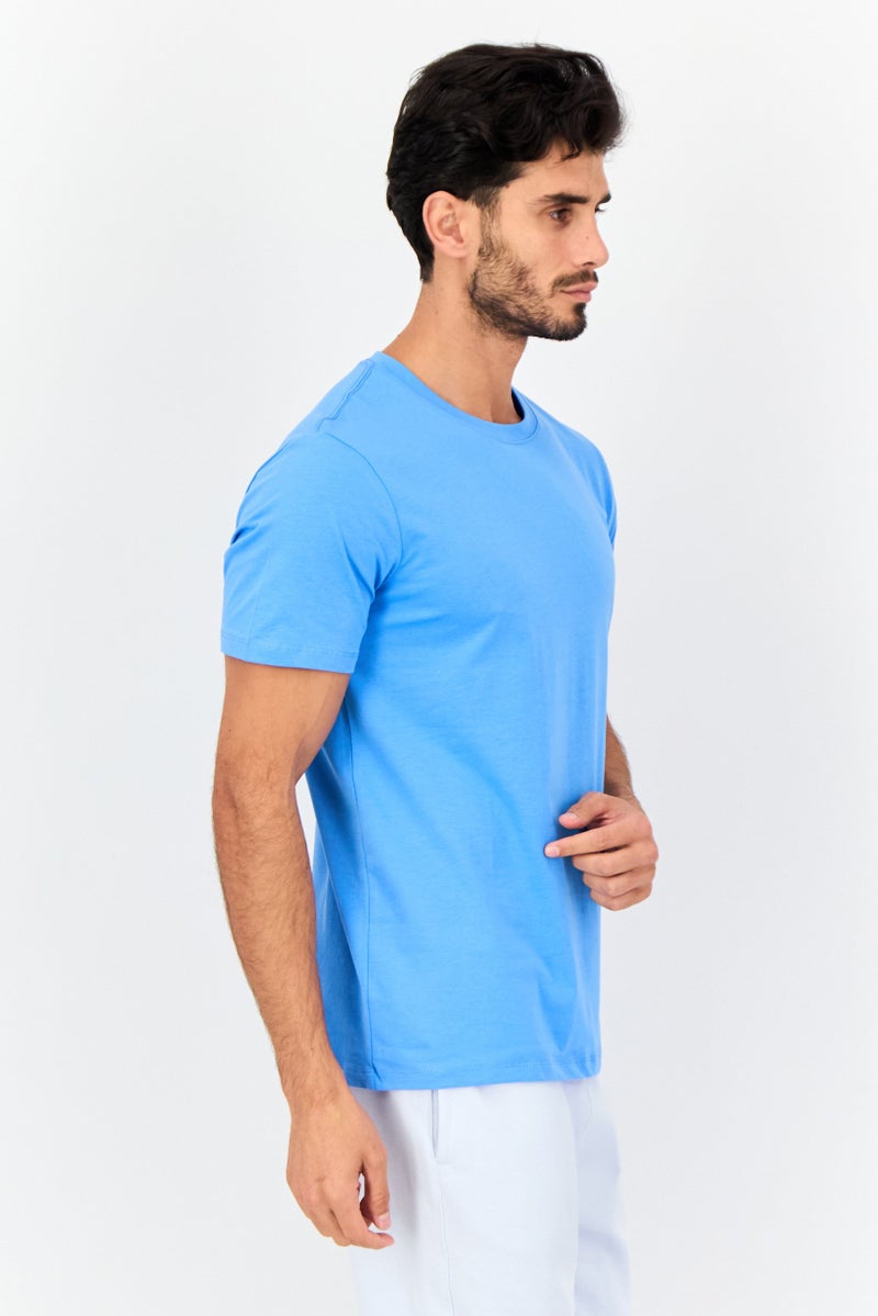 VINCE CAMUTO تي شيرت رجالي بأكمام قصيرة و ياقة دائرية، لون أزرق فاتح - Image 2