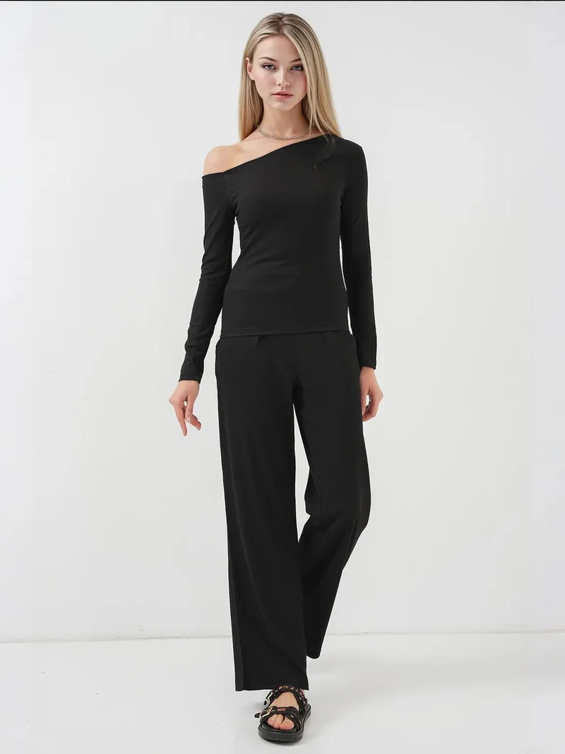 بيغ دارت طقم طويل من بدارت بنقوش بارزة وياقة قارب