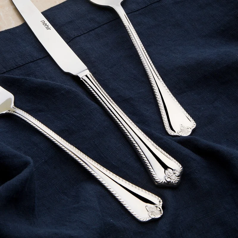 نهير Nehir Fulya Plain 89 Piece Cutlery Set with Leather Box