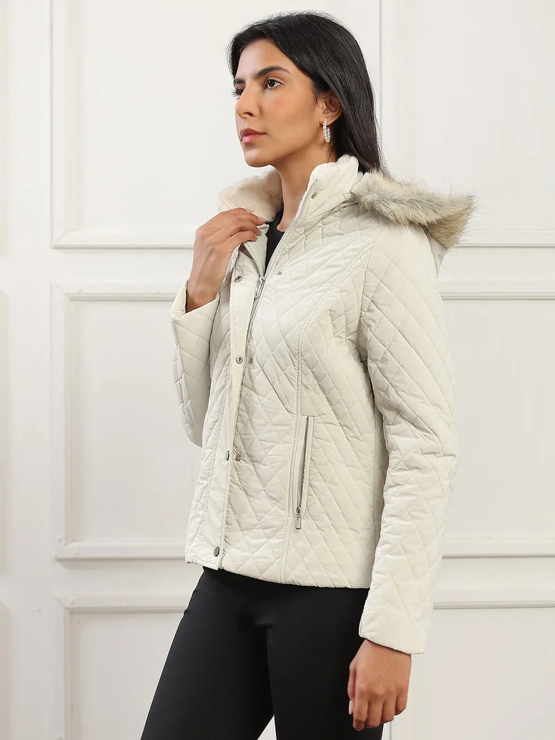 globus Globus Women Cream Mock Neck Winter Wear Insulator Puffer Jacket With Detachable Faux Fur Hood