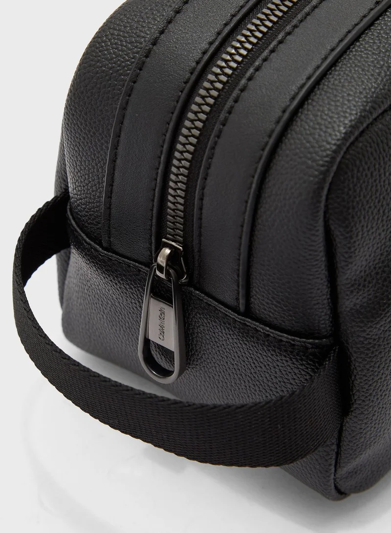 CALVIN KLEIN Wash Bag