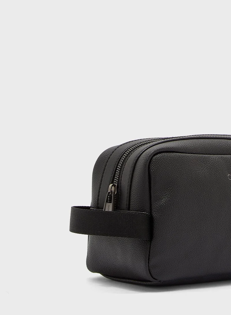 CALVIN KLEIN Wash Bag