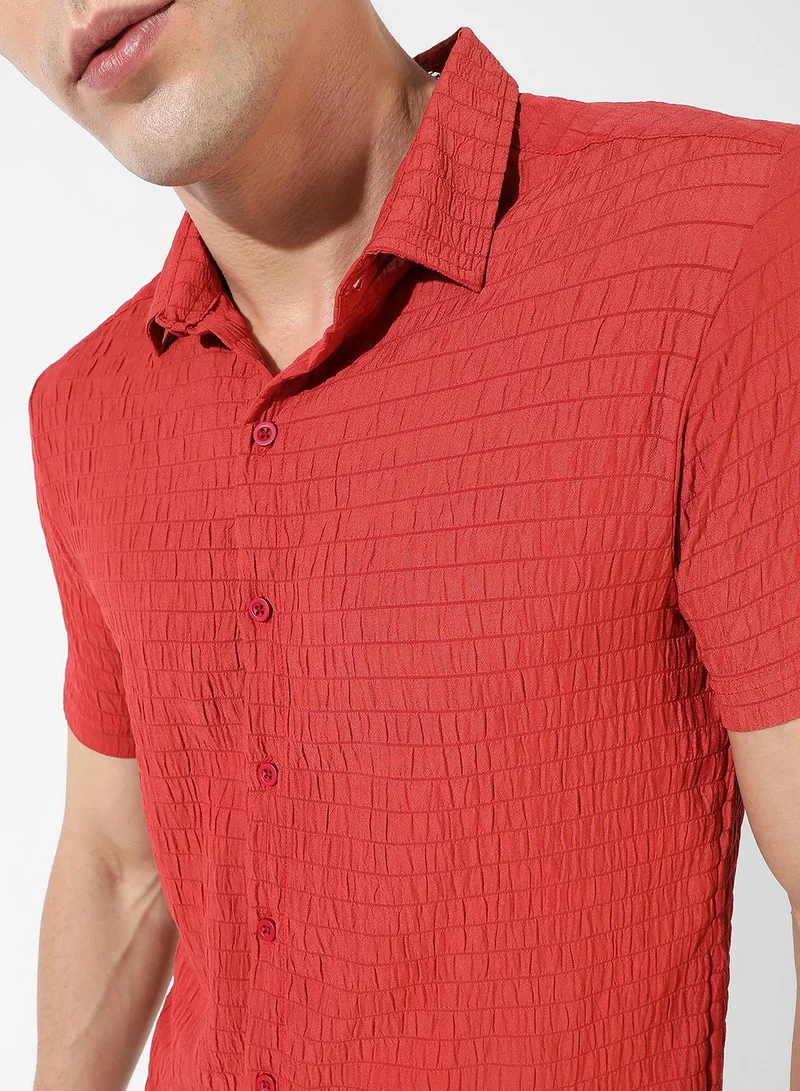 Campus Sutra Men's Red Textured Regular Fit Casual Shirt