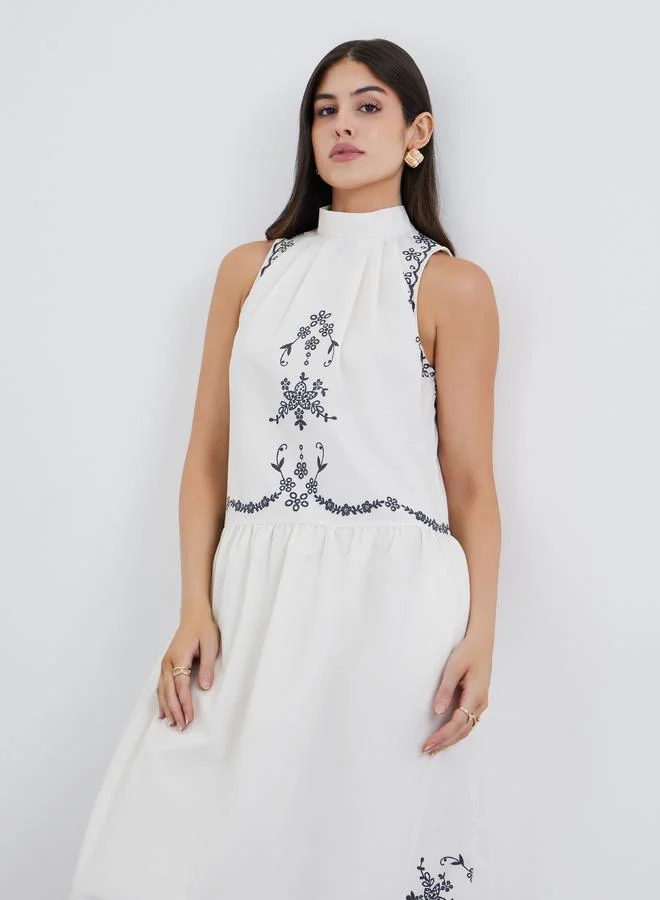 Styli Styli Floral Border Print Halter Neck Maxi Dress