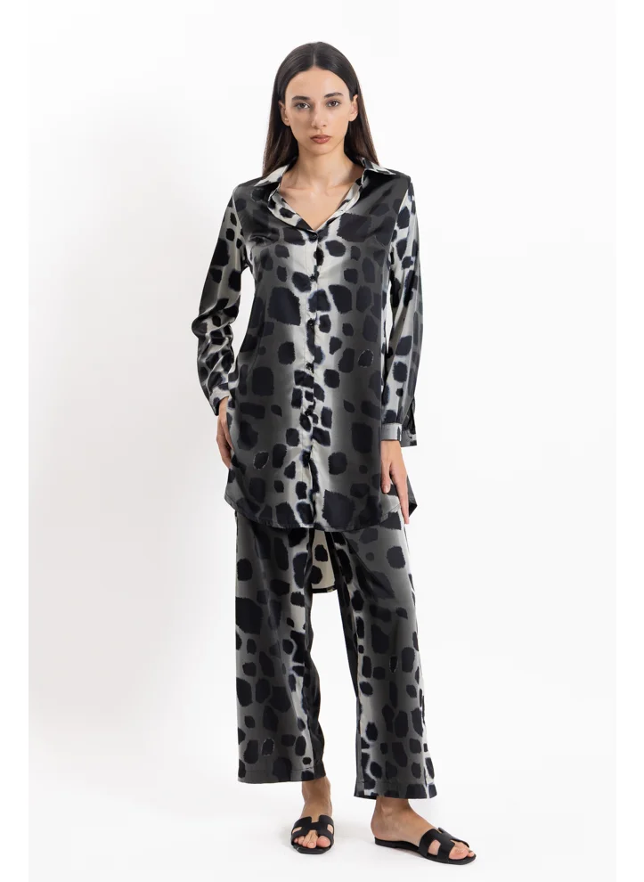 شايبس ANIMAL PRINT SATIN SHIRT SET