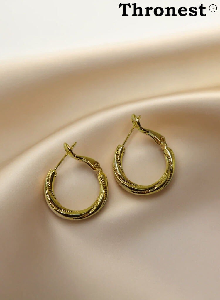 Thronest 18k Gold Earrings，Elegant Simple Hoop Earrings for Women，Minimalist Single Hoop Design, Lightweight and Hypoallergenic Jewelry for Daily Wear Or Gifts - Image 5