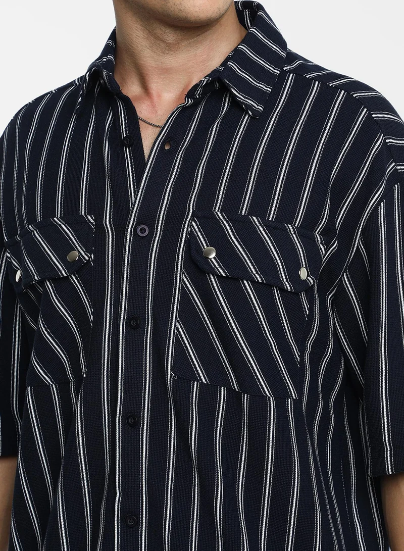 كامبوس سوترا Men's Navy Blue Utility Halo-Stripe Oversized Shirt
