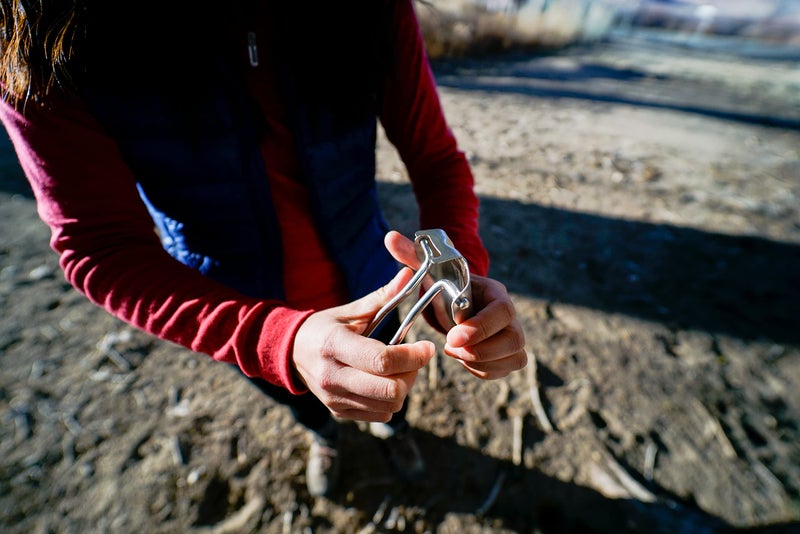 UST U-Dig-It Folding Shovel with Lightweight Stainless Steel Construction for Garden and Campsite Use While Hiking, Camping and Outdoor Survival - Image 5