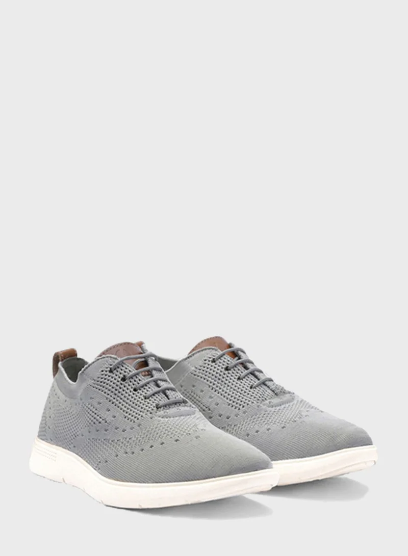 لانجوتش Urban Sneakers