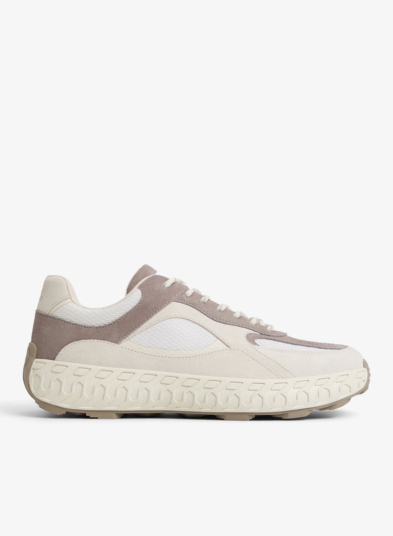 الدو حذاء رياضي برباط منخفض - Image 1