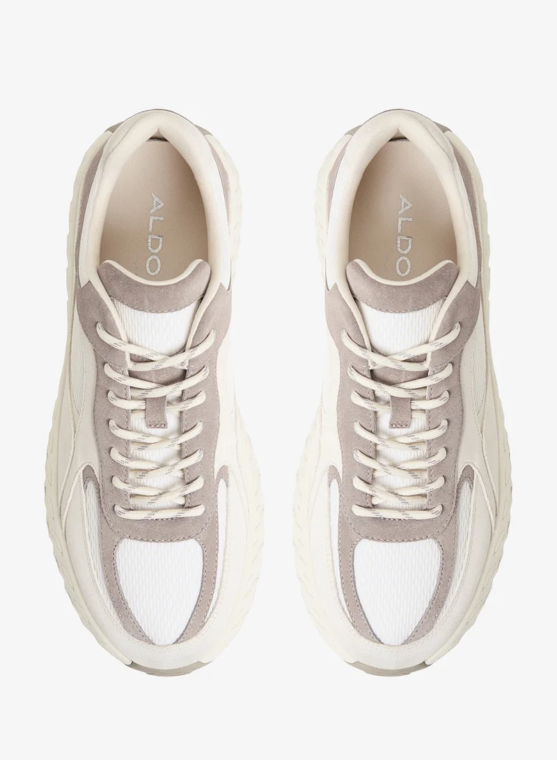 الدو حذاء رياضي برباط منخفض