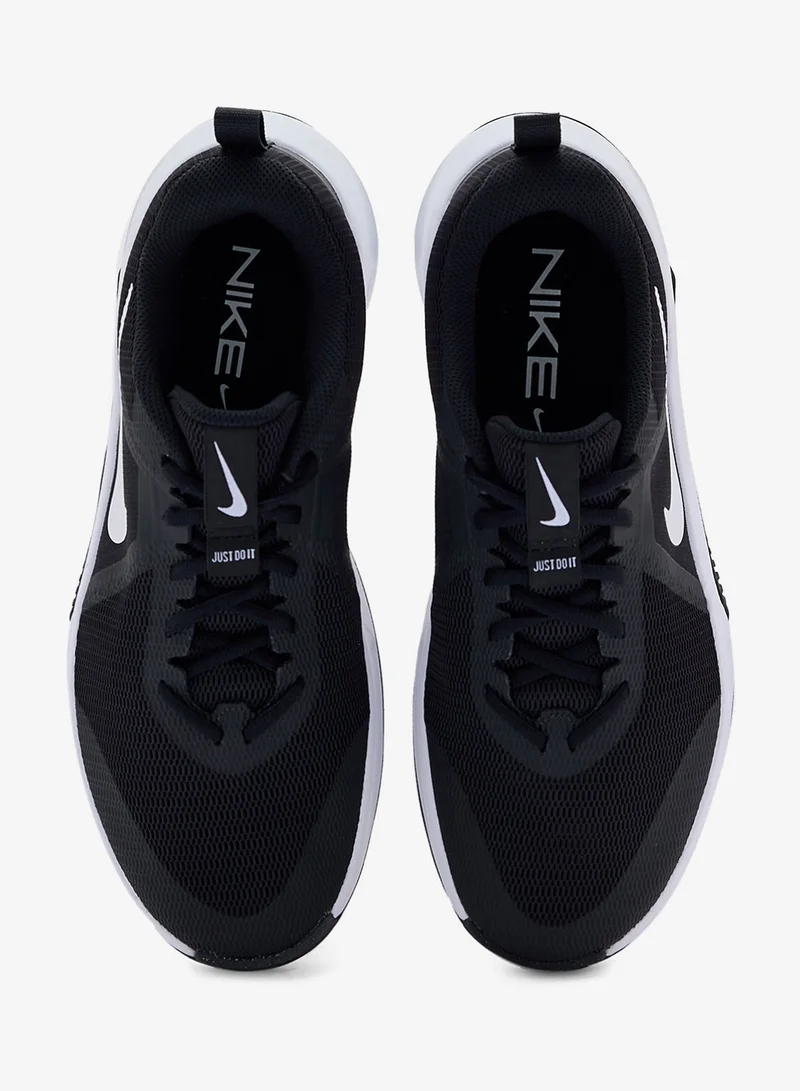 Nike  Mc Trainer 3 for Men | Best Price UAE