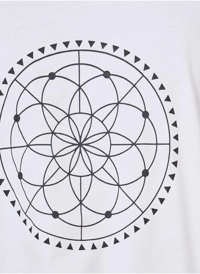 Styli Geometric Graphic Print Oversized T-Shirt