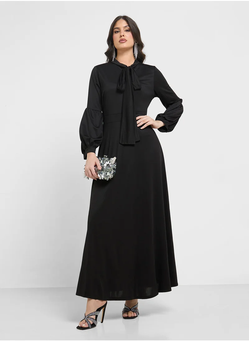 خزانة Pleated Dress With Tie Detail