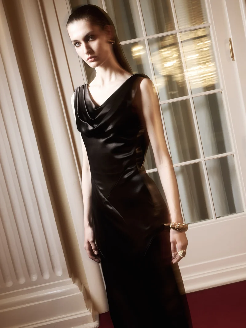 Fitted satin maxi dress with drapery on the bodice and back