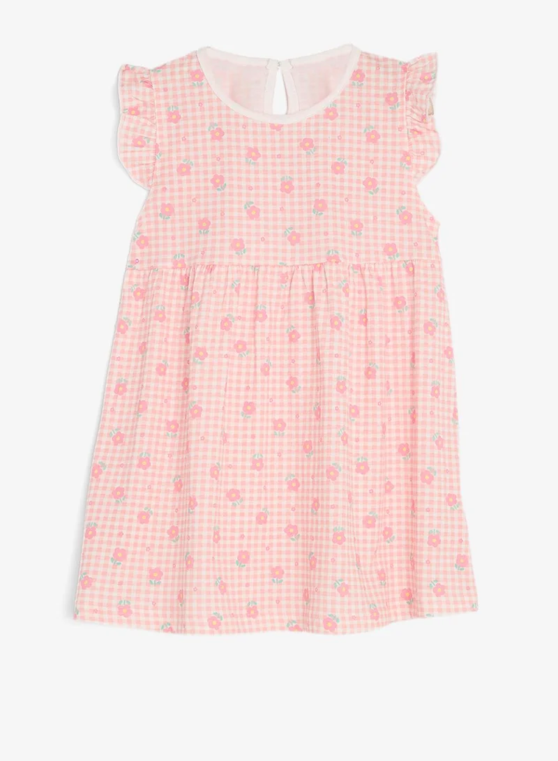 بنياتا فستان صيفي