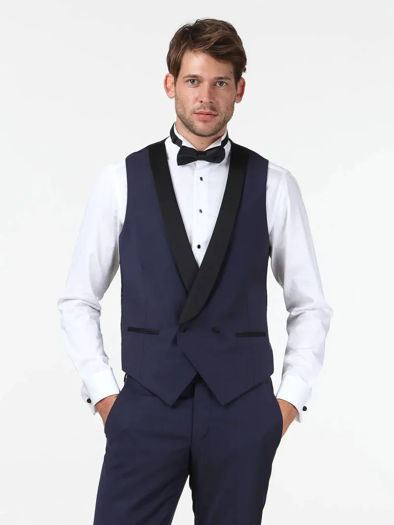 Kip Saks Fitted Fit Shawl Collar Classical Waistcoat