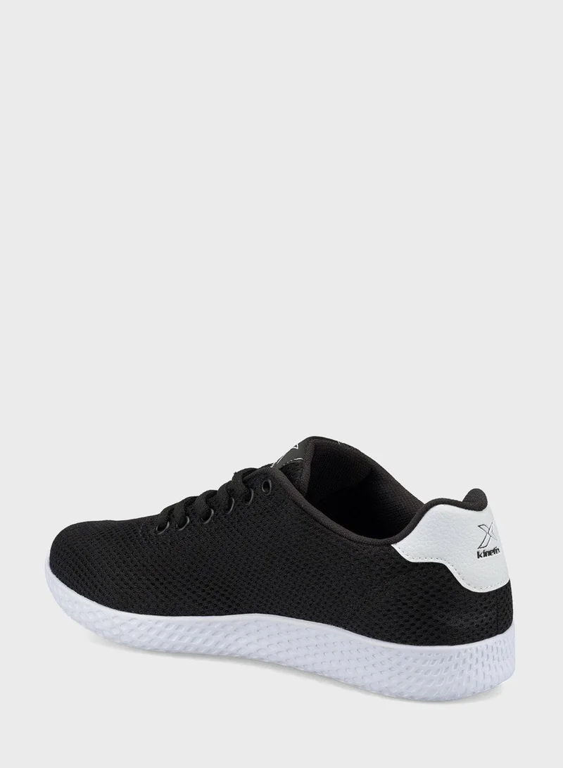 فلو Kinetix Low Top Sneaker