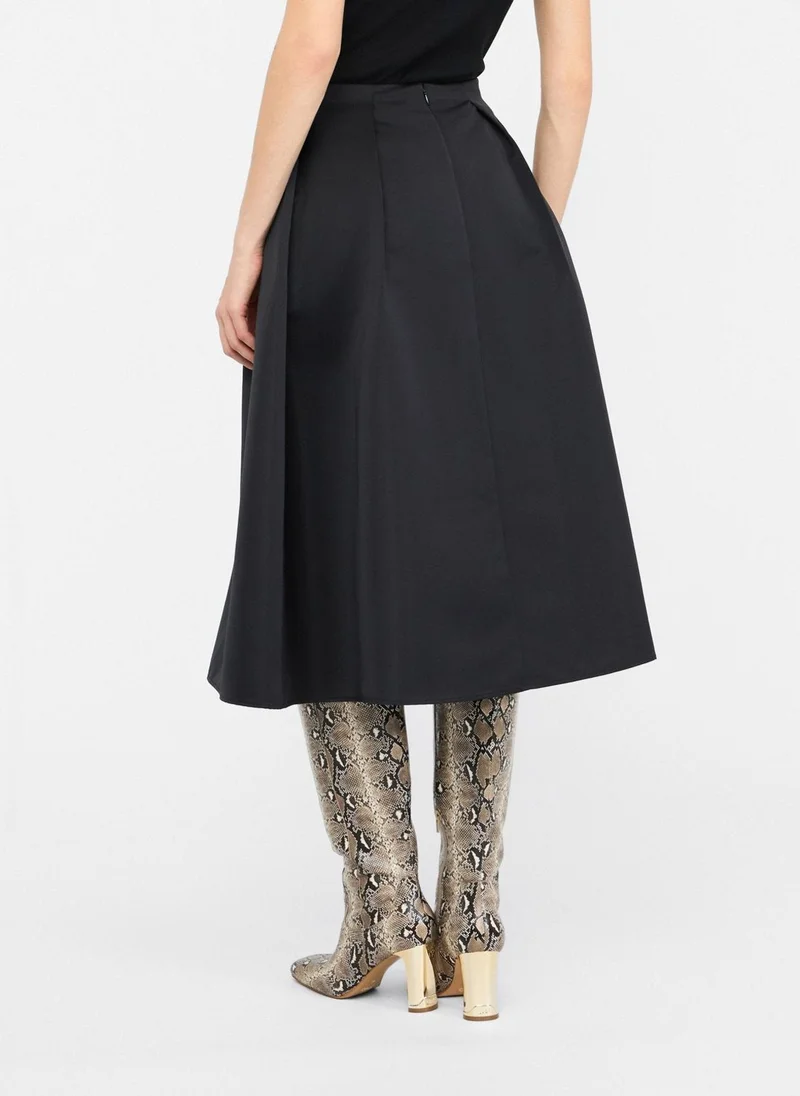 ليو جو تنورة ميدي من التفتا