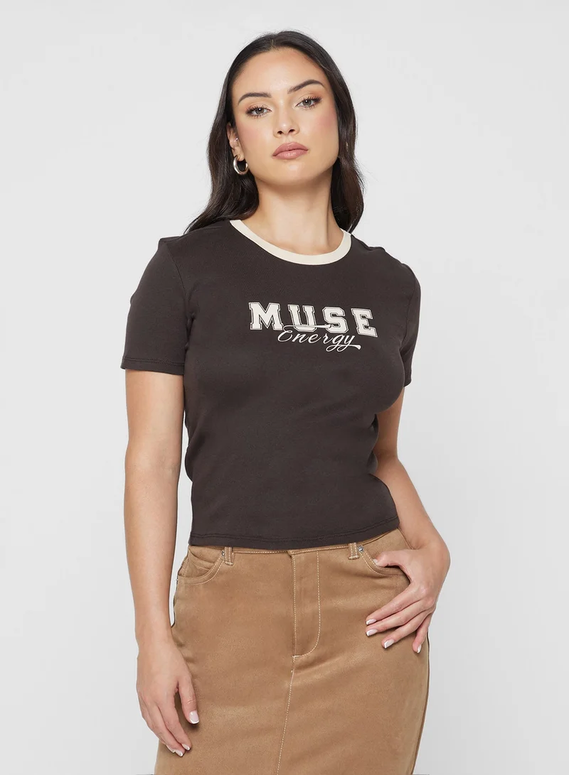 اونلي توب بطبعة أونليبينا لايف قصير الأكمام