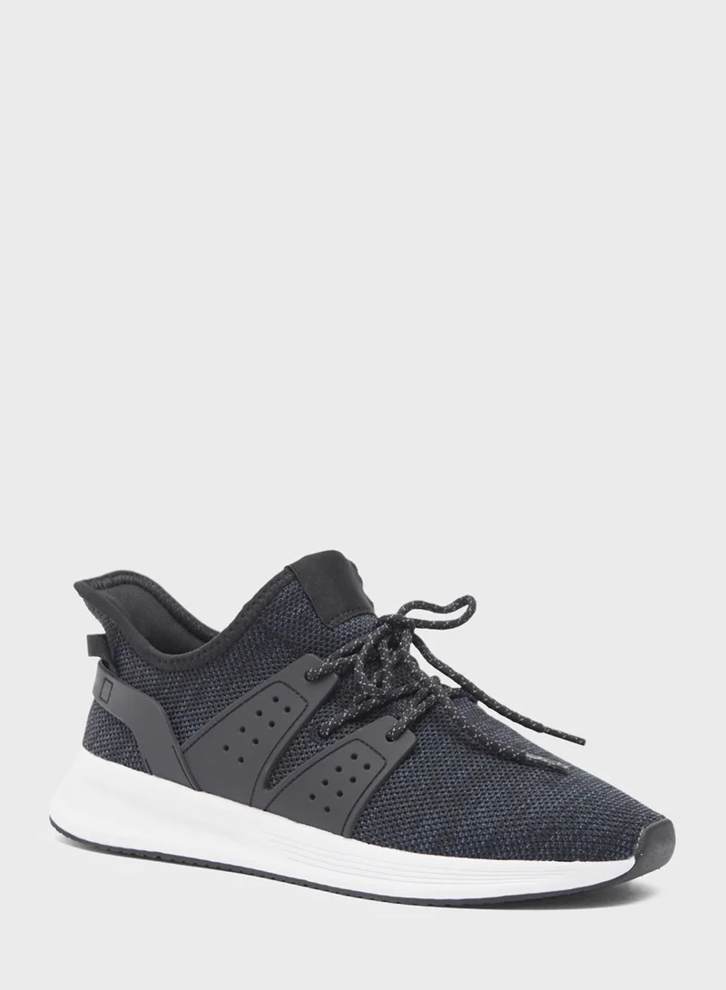 shoexpress Casual Low Top Sneakers