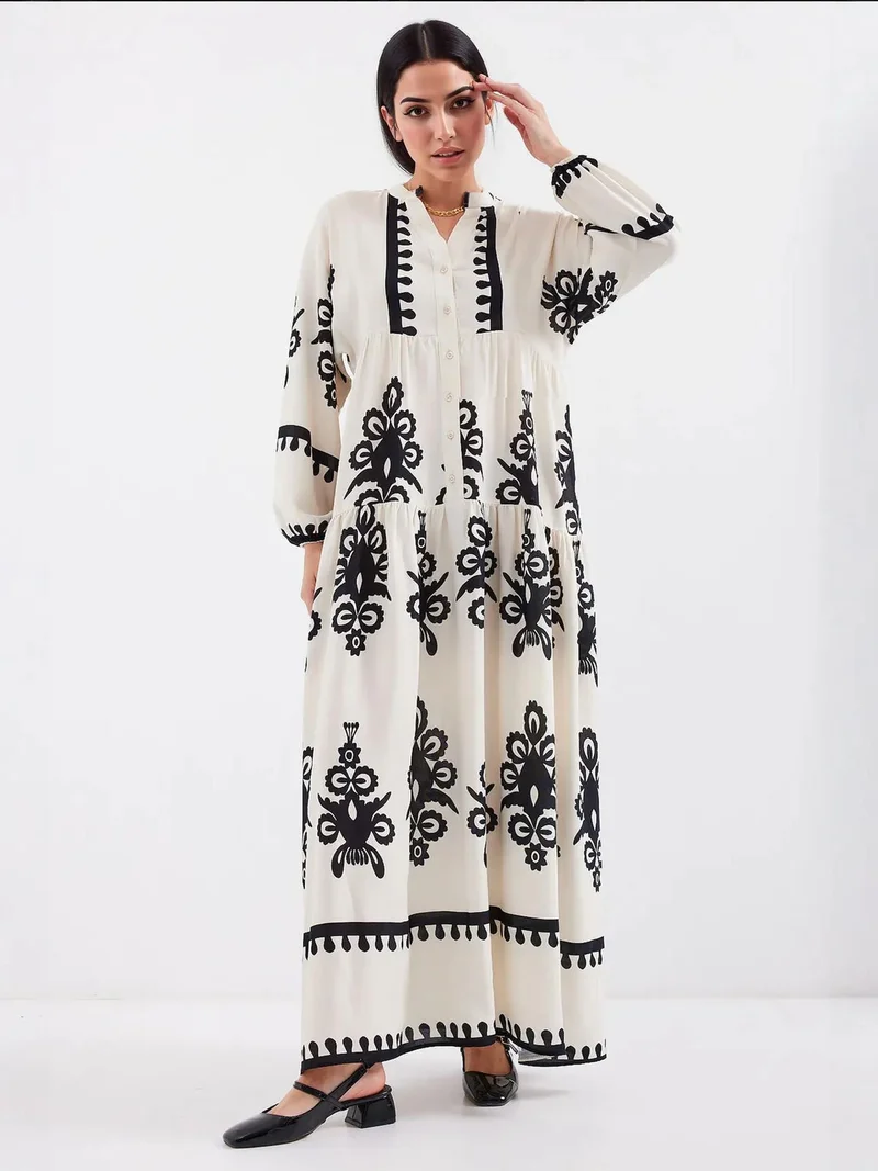 بيغ دارت فستان ماكسي بياقة على شكل حرف  بنقوش