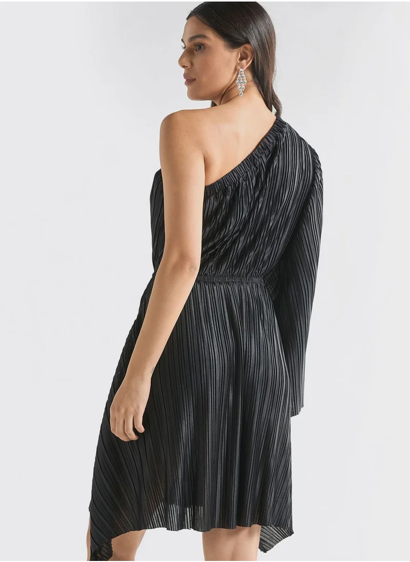 فاف One Shoulder Pleated Dress