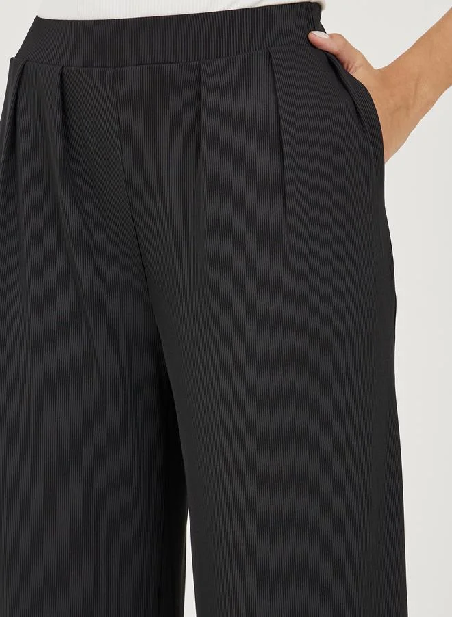 ستايلي Ribbed Relaxed Fit Pants with Elastic Waistband