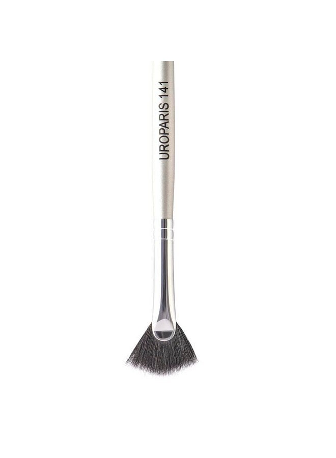 UROPARIS 141 Fan Brush For Makeup | Small Size With Synthetic Bristles & Wooden Handle | Soft Definition & Excess Product Cleanup With Ease - Silver (1 Piece) - Image 3