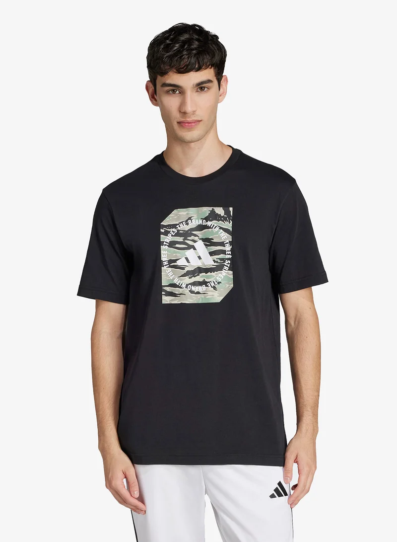 اديداس Camo Shape Graphic T-Shirt