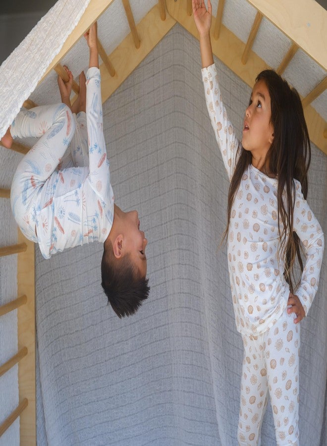 Shwally Two-Piece Pajama Sets in Organic Bamboo - Featuring 11 Signature Prints (US, Age, 4 Years, Surf) - Image 4