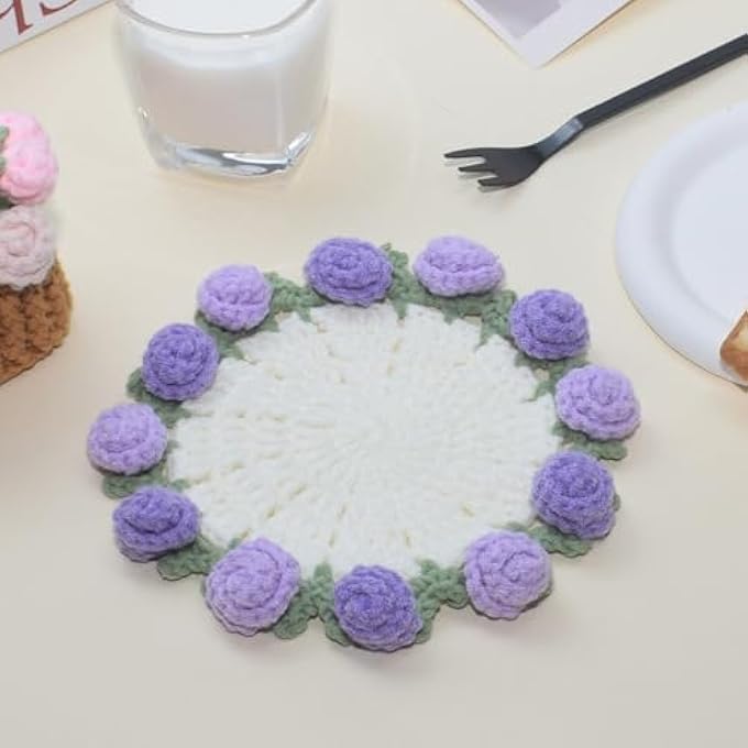 Clesante قواعد أكواب كروشيه مصنوعة يدويًا على شكل باقة زهور مع وعاء نباتات كروشيه، قواعد أكواب مشروبات ناعمة مزخرفة رائعة لحماية سطح الطاولة وديكور المنزل باللون الأرجواني - Image 3