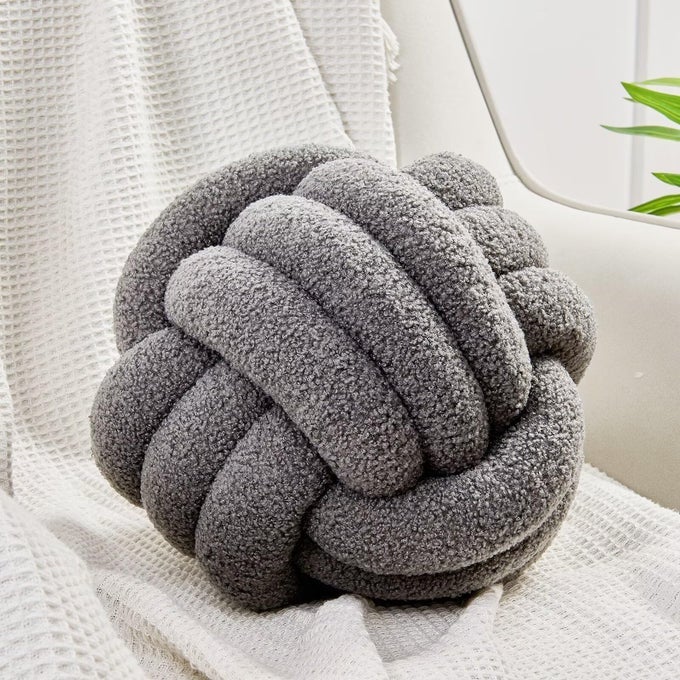 KNOT PILLOW BALL SOFT HOME DECORATIVE PILLOWS ROUND THROW PILLOW HANDMADE KNOTTED PLUSH PILLOW ROUND BOUCLE PILLOW CUSHION 86 INCHES DARK GRAY