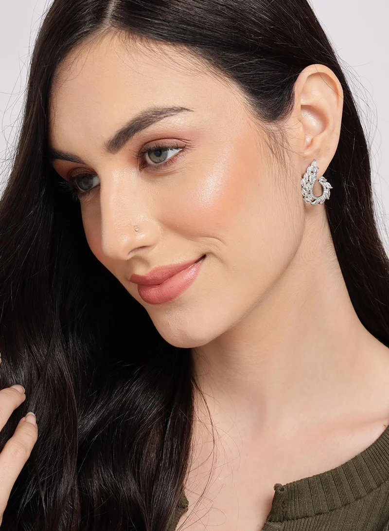 SOHI Contemporary Artificial Stud Earring Jewellery
