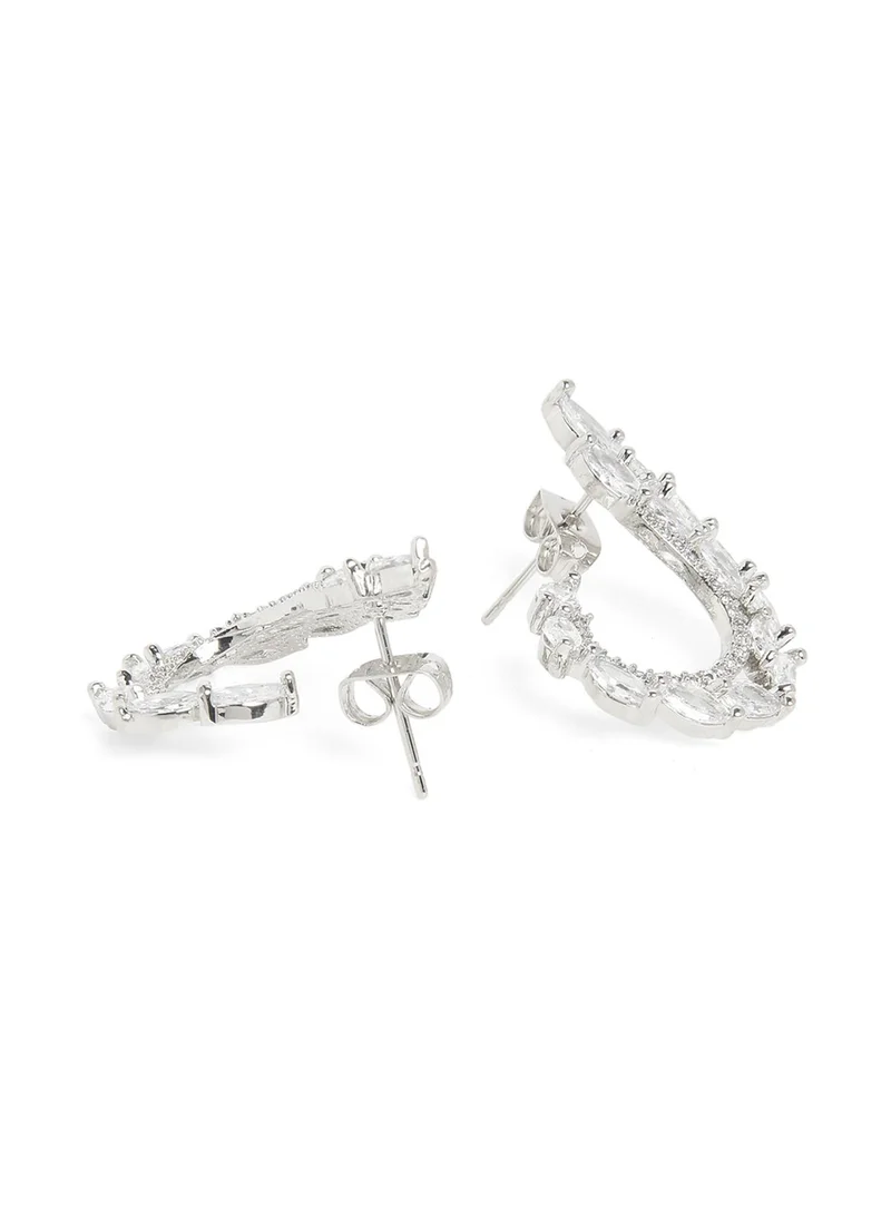 SOHI Contemporary Artificial Stud Earring Jewellery