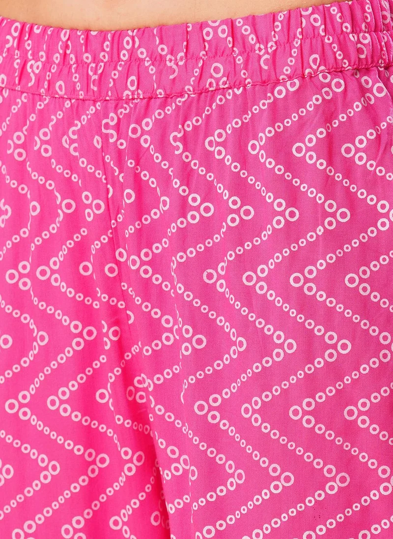 globus Globus Women Pink Floral Printed Regular Thread Work Kurta With Trousers & Dupatta