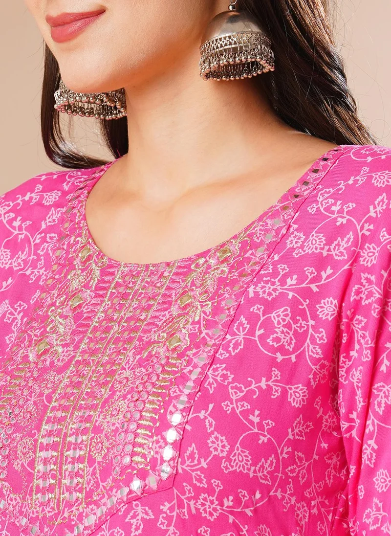 globus Globus Women Pink Floral Printed Regular Thread Work Kurta With Trousers & Dupatta