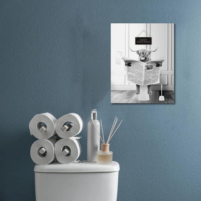 KBKBART Funny Highland Cow Wall Art in Bathtub, Black and White Canvas Cow In Bathroom Picture, Humor Animals Bathroom Artwork Prints Rustic Farmhouse Style Wall Decor Ready To Hang for Living Room, Bathroom - Image 3