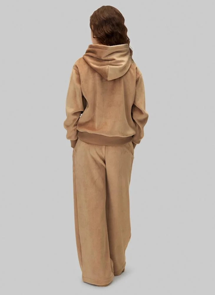 كالفن كلاين جينز طقم هودي وبنطلون للشباب