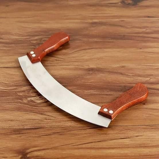 VIBRAL Stainless Steel Half Moon Pizza Cutter Multipurpose Cutter for Home Cutter Pizza Cutters Pastry Cutter Sandwich CutterSafe to Use 1Pcs - Image 4