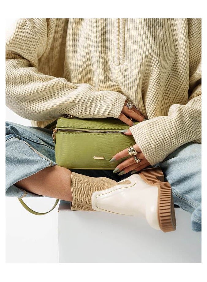 David Jones- Box Vernis Bag for Women model cm6954- Vertical Vernis Cross body Bag with 360 zipper- Croco styled Leather Makeup bag- The David Jones Beauty Bag for everyone - Image 5